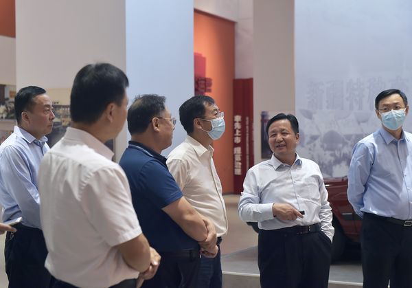 有研集團(tuán)黨委書記、董事長趙曉晨赴特變電工訪問交流