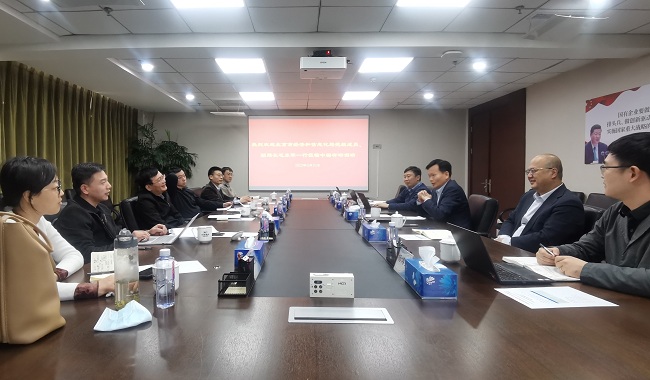 北京市經(jīng)濟(jì)和信息化局黨組成員、副局長(zhǎng)毛東軍一行到中國(guó)有研調(diào)研