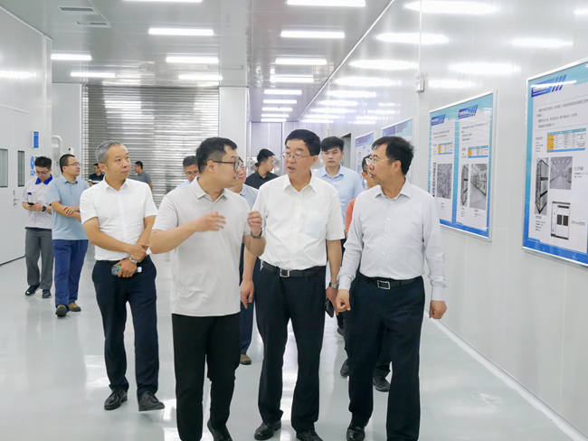 中國稀土集團(tuán)黨委書記、董事長敖宏一行到有研廣東院調(diào)研交流