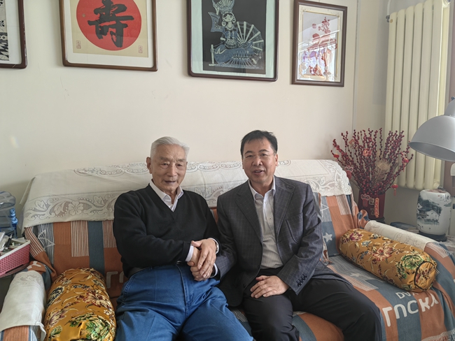 中國有研開展春節(jié)“送溫暖”慰問活動(dòng)